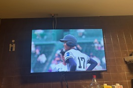 壁掛けテレビの画像